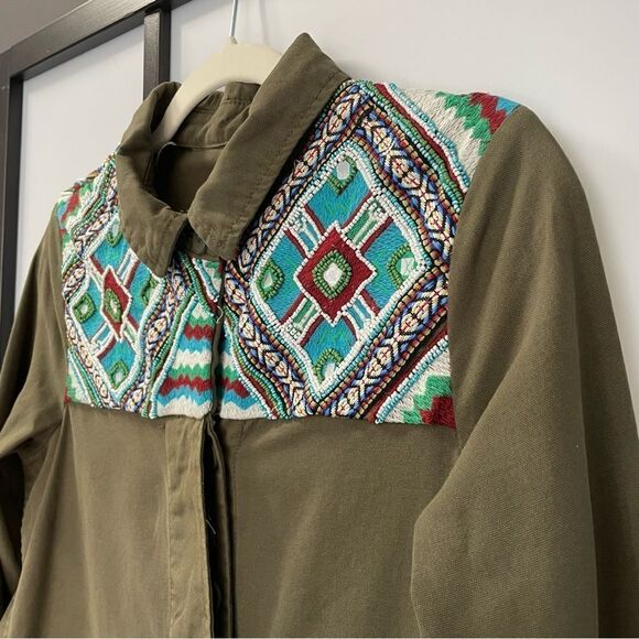 [S] Zara TRF Army Green Button-Down Multicolour Embroidered Beaded Jacket Women - Picture 1 of 16